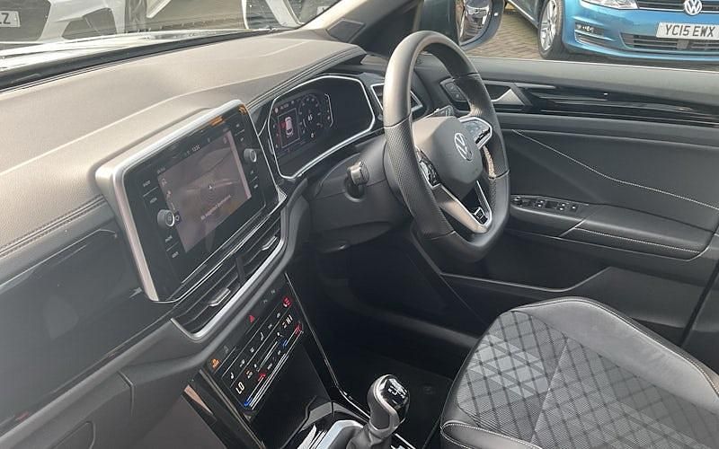 Used VW T-Roc R-line 150 HP (110 kW) 2025 SUV