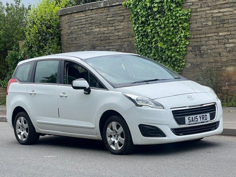 White Used 2015 Peugeot 5008 Access MPV | £1,950 - Image 1/4