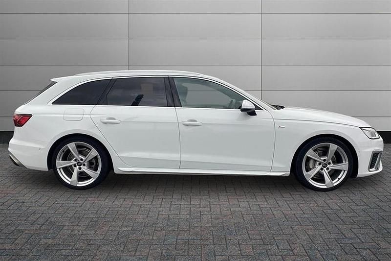 Used Audi A4 S-Line 204 HP (150 kW) 2023 Arkona white Estate