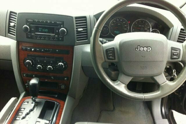 Used Jeep Grand Cherokee 215 HP (158 kW) 2007 SUV