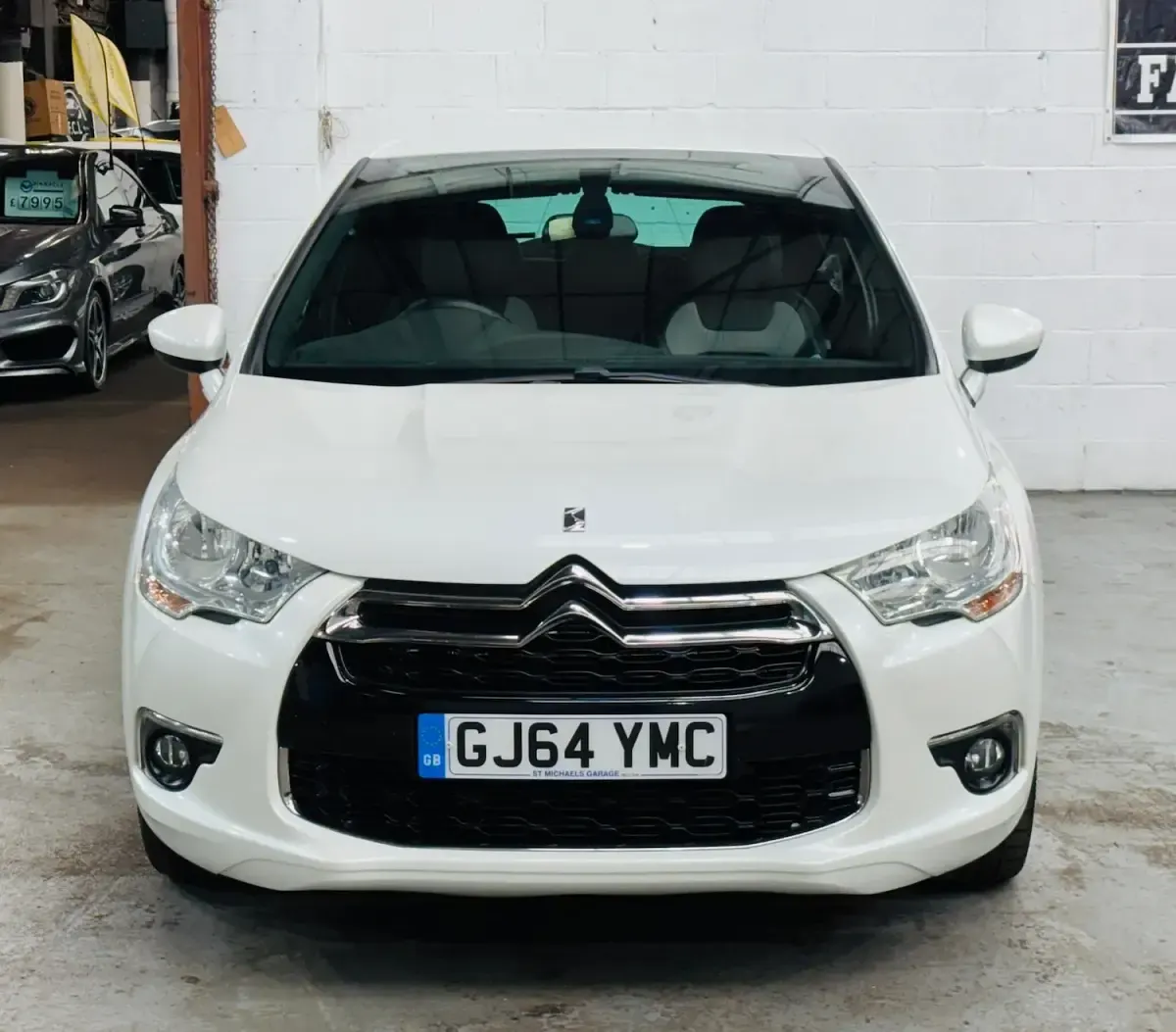 Used Citroën DS4 115 HP (84 kW) 2014 White Hatchback