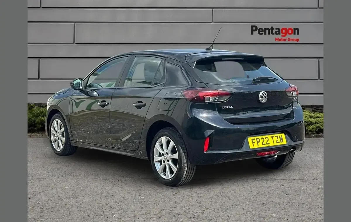 Used Vauxhall Corsa Edition 73 HP (53 kW) 2022 Black Hatchback