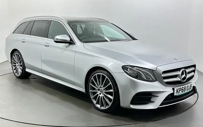 Usado Mercedes E220 AMG Line Premium 194 HP (142 kW) 2018 Carrinha