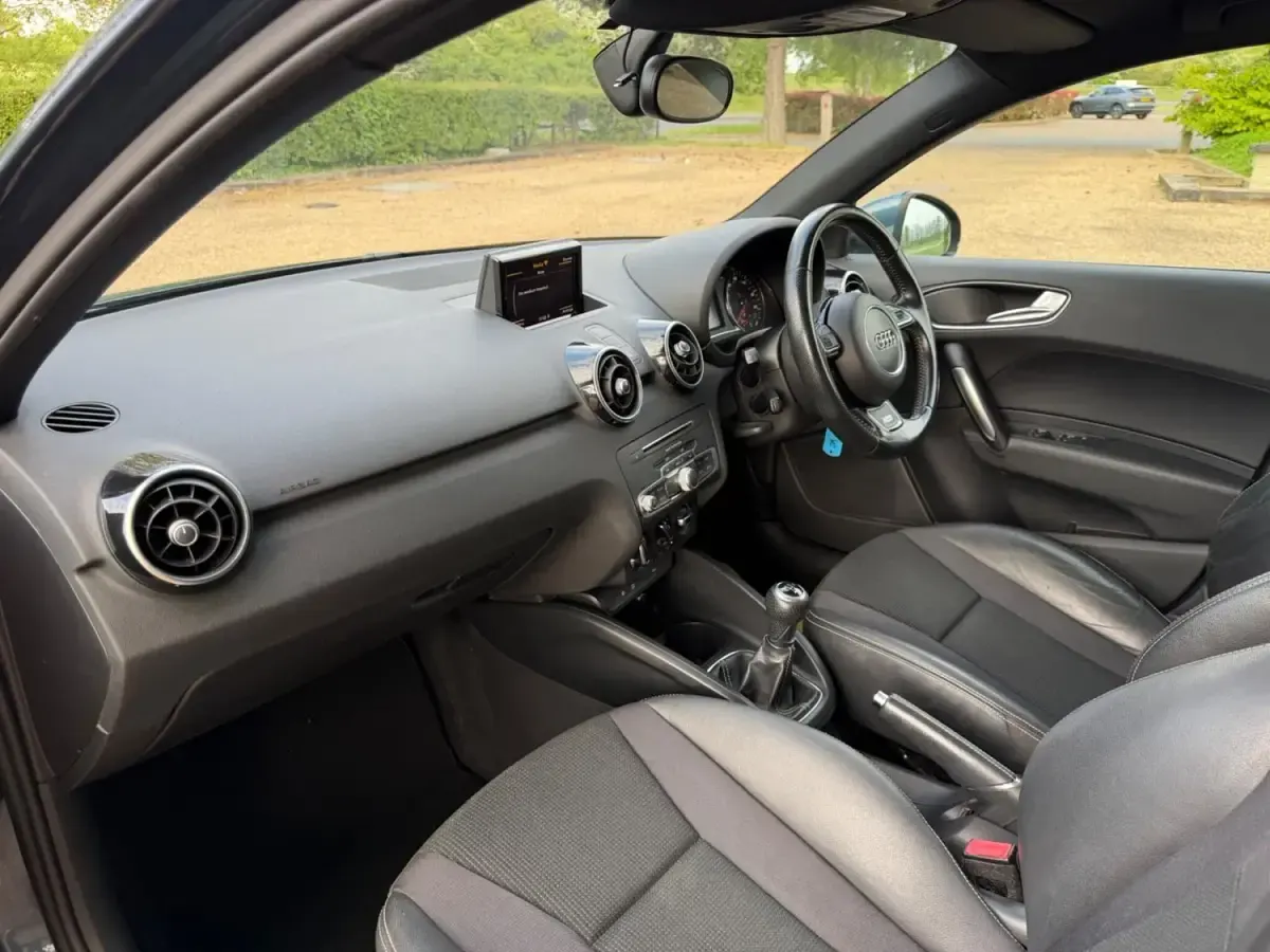 Usado Audi A1 S-Line 2016 Azul Citadino