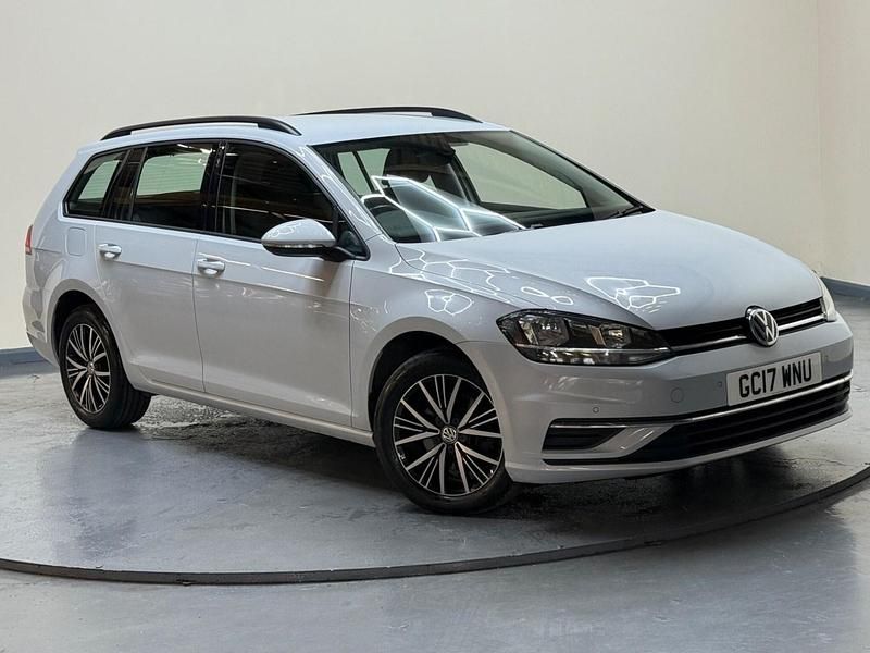 Silver Used 2017 VW Golf VII SE Estate | £9,495 (Fair price) - Image 1/4