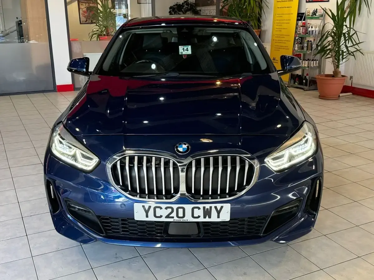 Used BMW 118 Sport Line 2020 Blue Hatchback