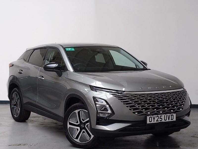 Silver Used 2025 Omoda 5 SUV | £22,998 (Fair price) - Image 1/4