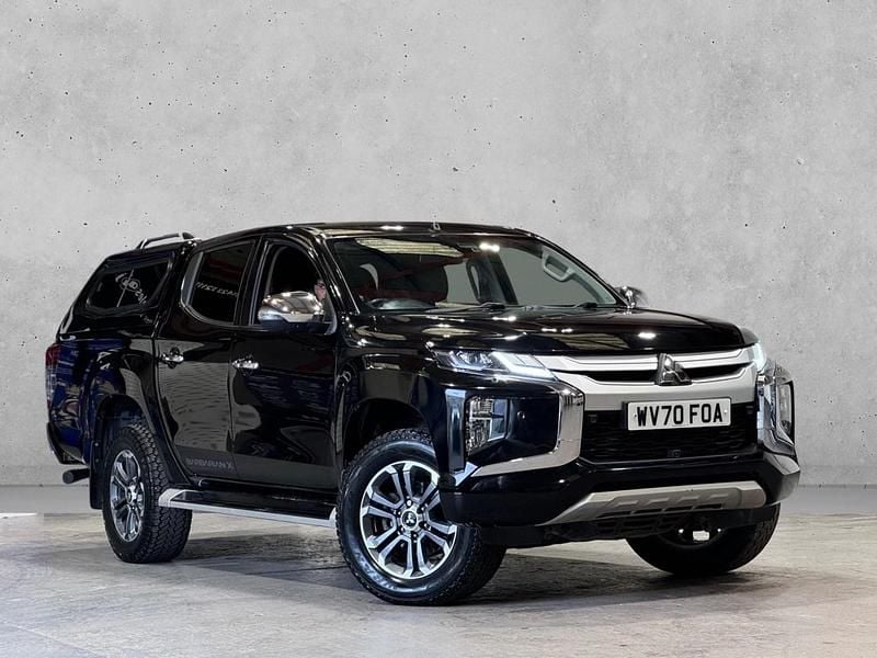 Black Used 2020 Mitsubishi L200 Pickup | £18,490 (Fair price) - Image 1/4