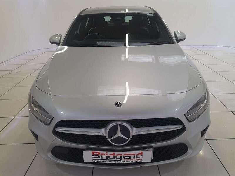 Used Mercedes A180 Executive 116 HP (85 kW) 2018 Silver Hatchback