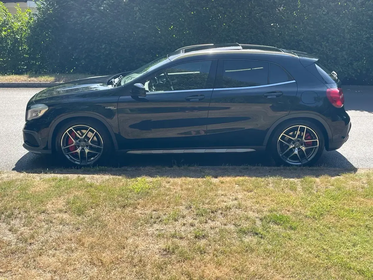 Used Mercedes GLA45 AMG 360 HP (264 kW) 2015 Black SUV