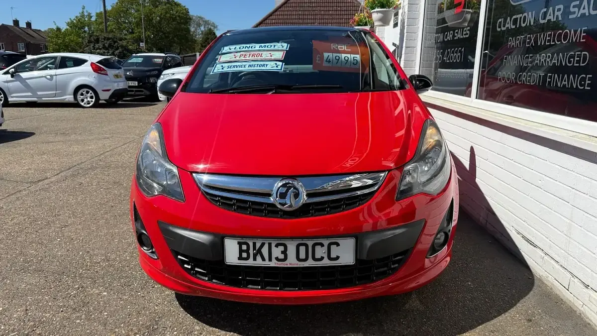 Used Vauxhall Corsa Edition 85 HP (62 kW) 2013 Red Hatchback