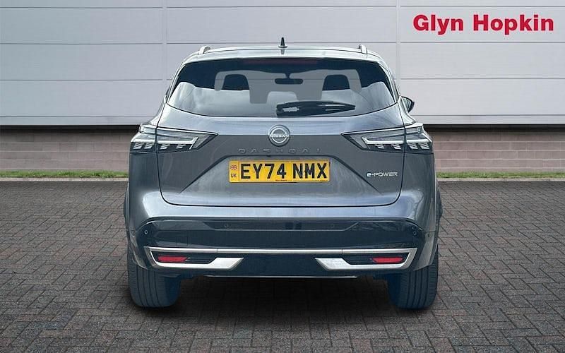 Used Nissan Qashqai Tekna 190 HP (139 kW) 2024 Grey SUV