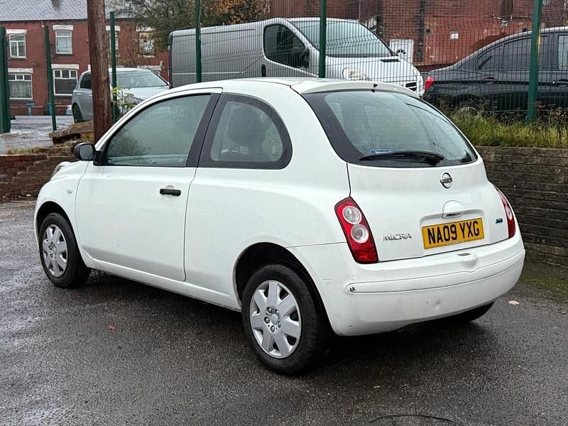 Used Nissan Micra Visia 65 HP (47 kW) 2009 White Hatchback