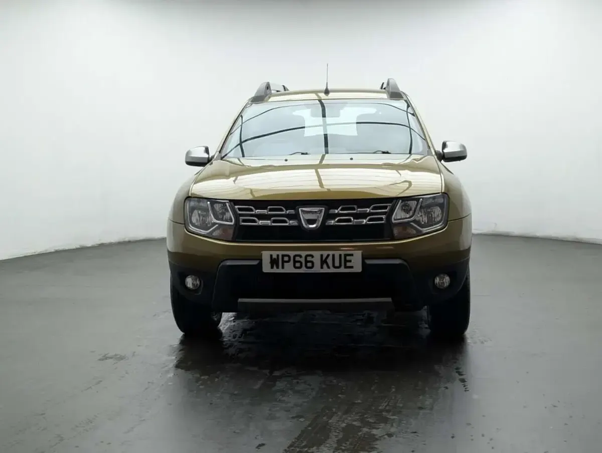 Usado Dacia Duster Prestige 110 CV (80 kW) 2016 Verde SUV