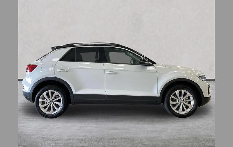 New VW T-Roc Match 113 HP (83 kW) 2026 White SUV