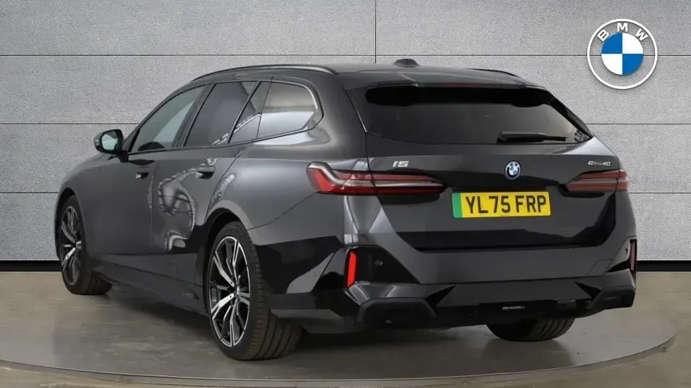 Used BMW i5 M Sport 246 kW (335 HP) 2026 Grey Estate