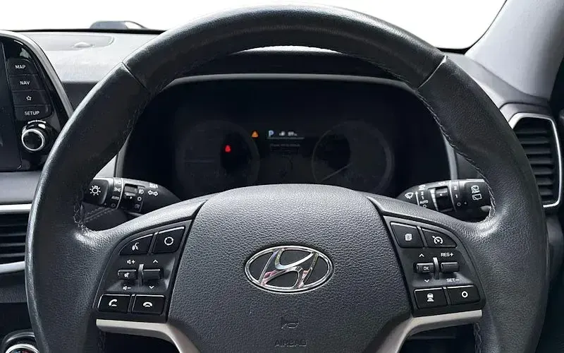 Used Hyundai Tucson Premium SE 177 HP (130 kW) 2019 Grey SUV