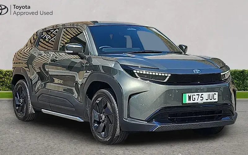 Used Toyota Urban Cruiser Design 127 kW (174 HP) 2026 SUV