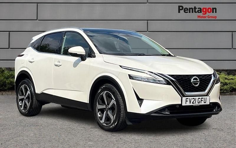 White Used 2021 Nissan Qashqai S SUV | £17,995 (Fair price) - Image 1/4