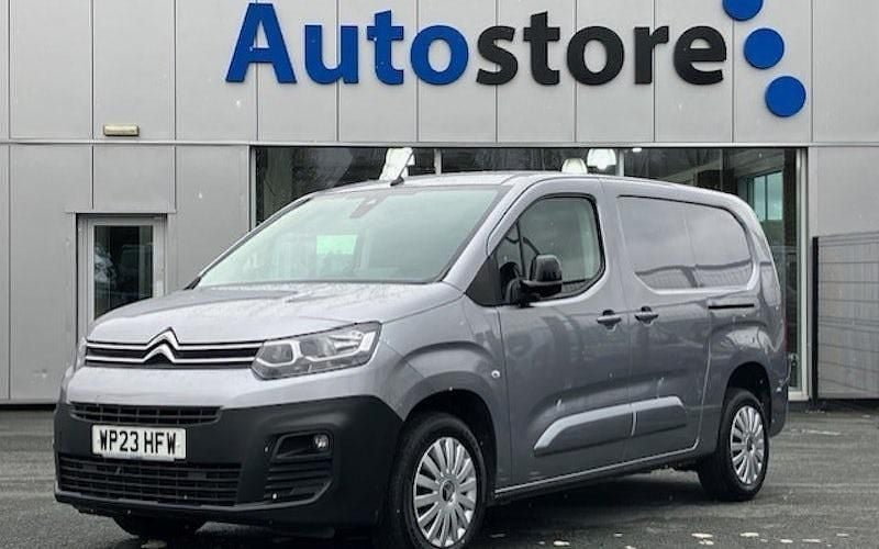 Used Citroën Berlingo 102 HP (75 kW) 2023 MPV