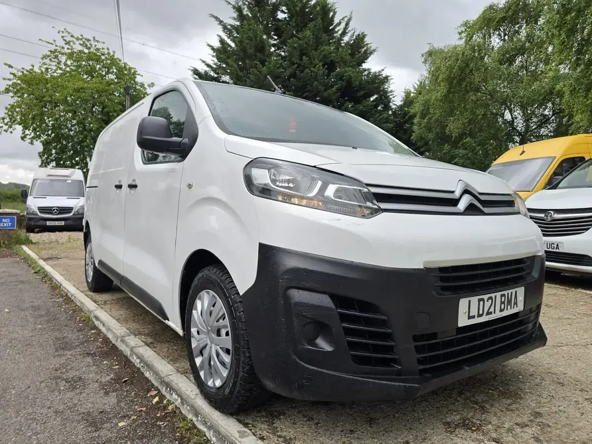 Used Citroën Dispatch 2021 White MPV
