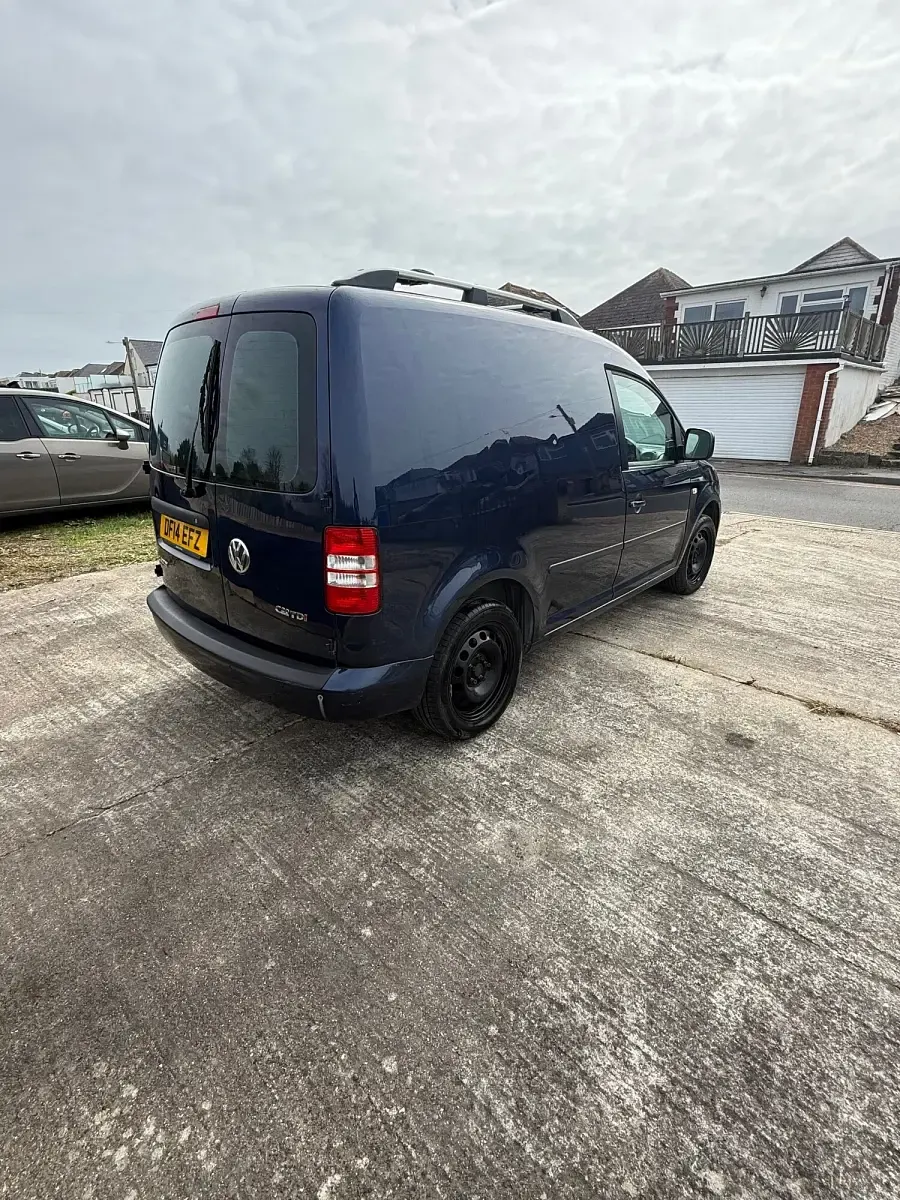 Used VW Caddy Highline 102 HP (75 kW) 2014 Blue MPV