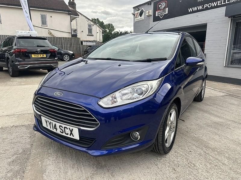 Used Ford Fiesta Zetec 82 HP (60 kW) 2014 Blue Hatchback