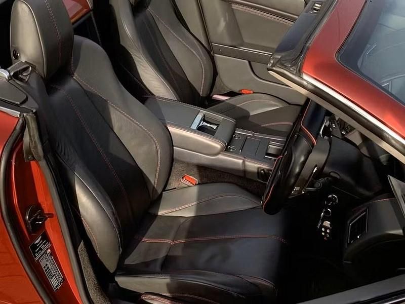 Used Aston Martin V8 Vantage 2009 Red Cabriolet