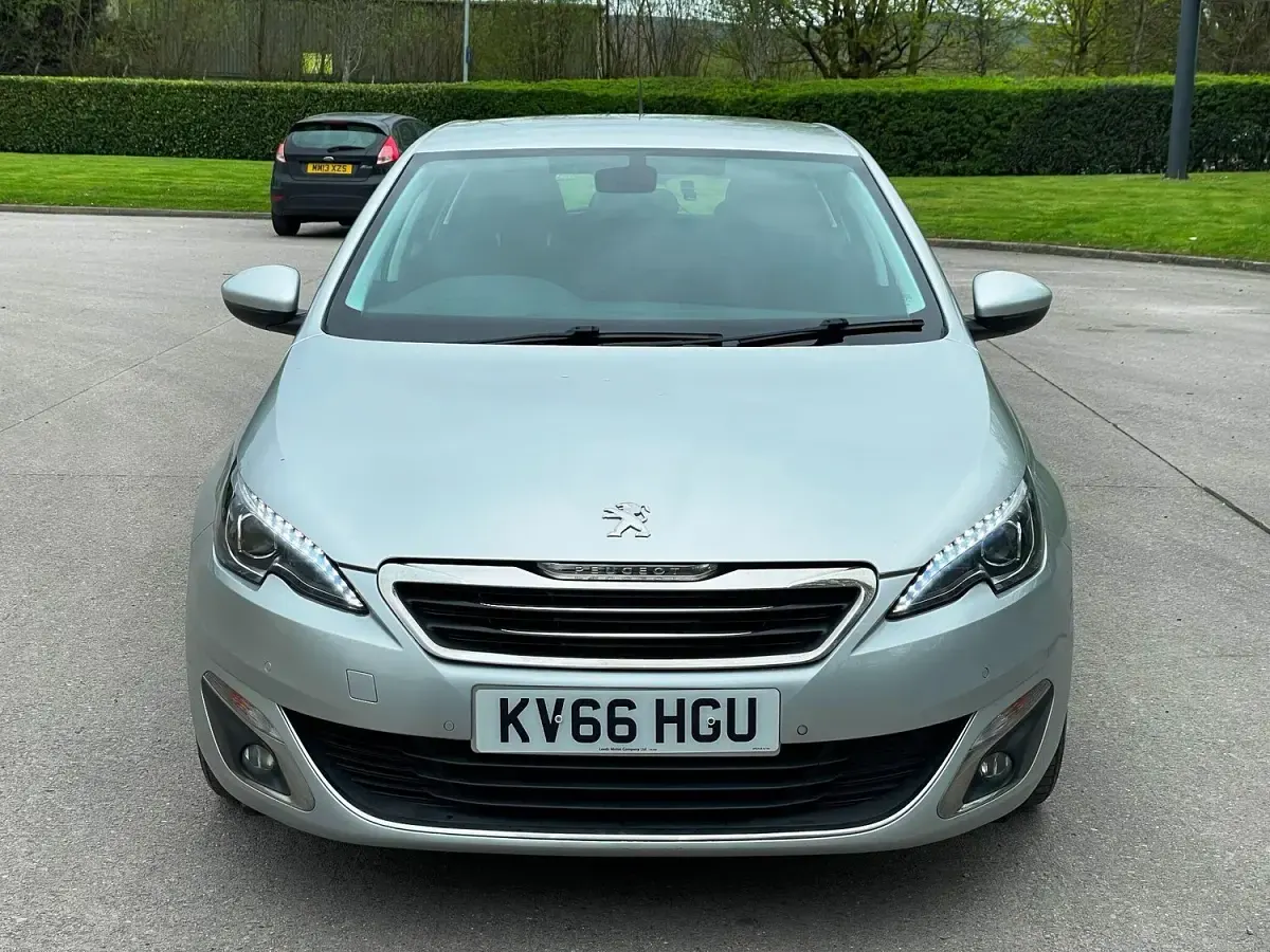 Used Peugeot 308 Allure 2016 Silver Hatchback