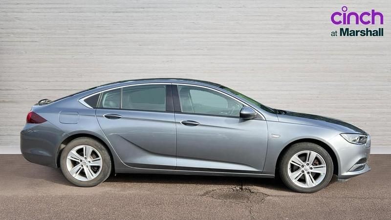 Used Vauxhall Insignia 136 HP (100 kW) 2020 Grey Hatchback