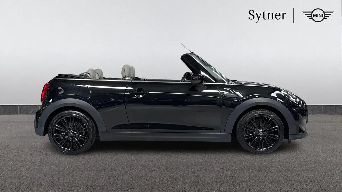 Used Mini Cooper Exclusive 134 HP (98 kW) 2023 Black Hatchback