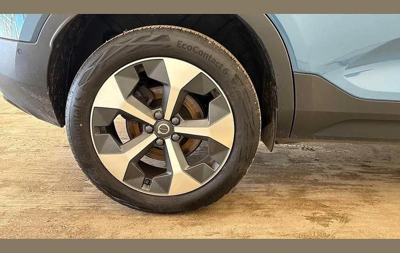 Used Volvo XC40 Ultimate 194 HP (142 kW) 2023 Blue SUV