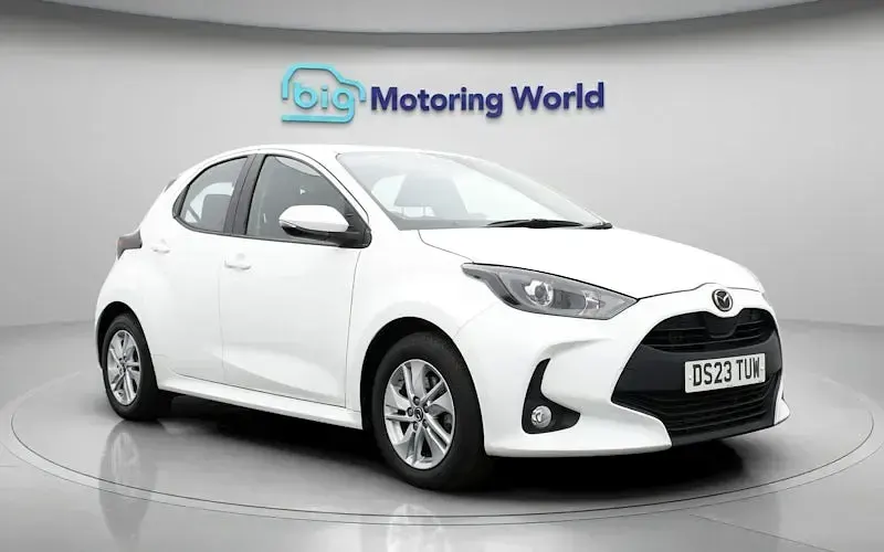 Used Mazda 2 116 HP (85 kW) 2023 White Hatchback
