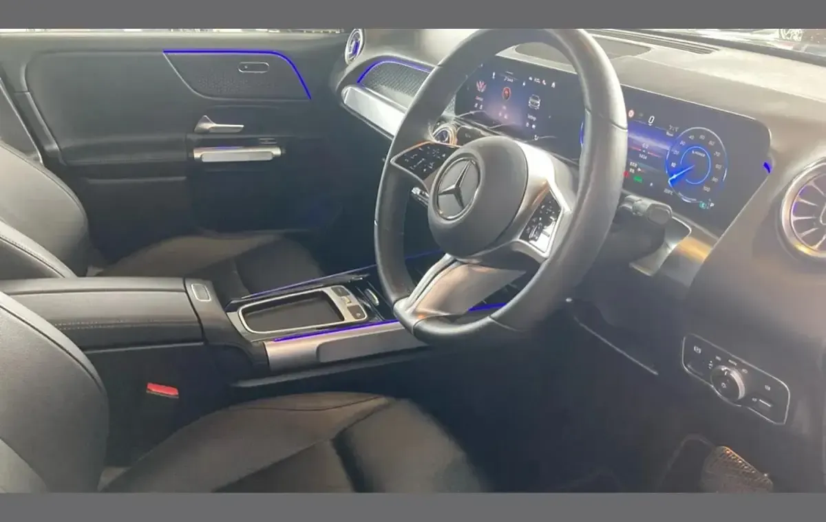 Used Mercedes EQB250+ Executive 139 kW (190 HP) 2025 Black SUV