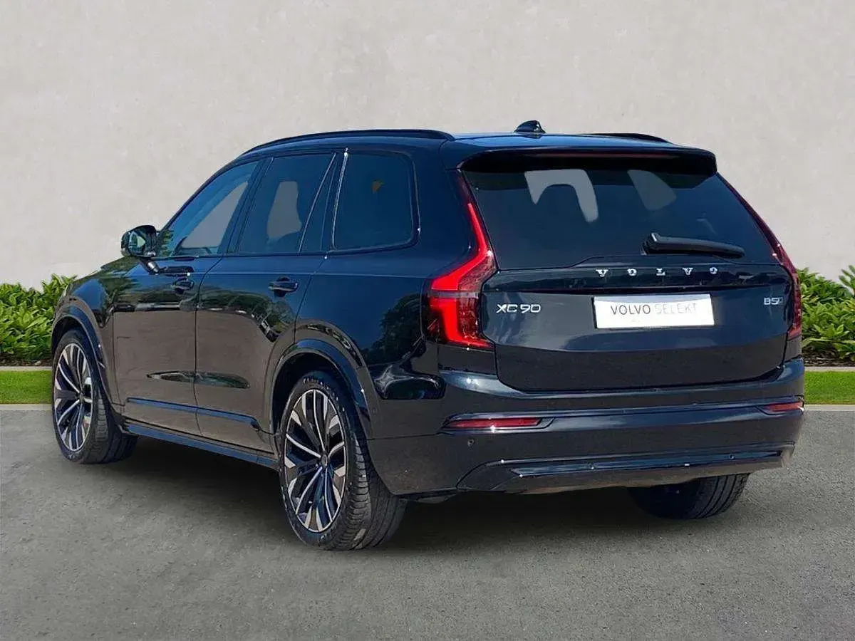 Used Volvo XC90 Ultra 455 HP (334 kW) 2025 Black SUV