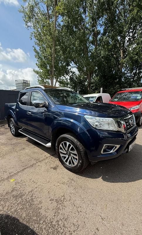 Blue Used 2017 Nissan Navara Tekna Pickup | £10,290 (Good price) - Image 1/4