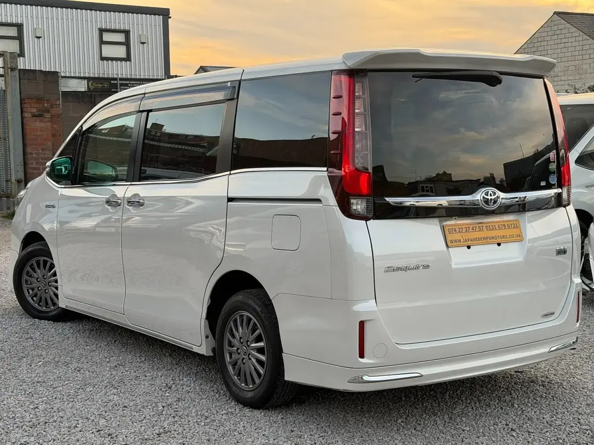 Used Toyota Voxy 2016 White MPV