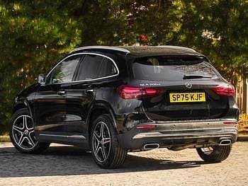 Used Mercedes GLA200 Executive 150 HP (110 kW) 2025 Black SUV