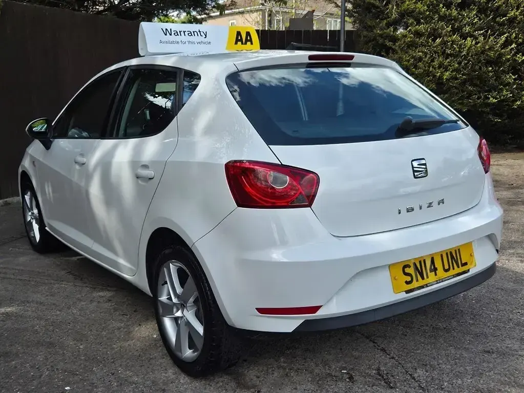Used Seat Ibiza 2014 White Hatchback