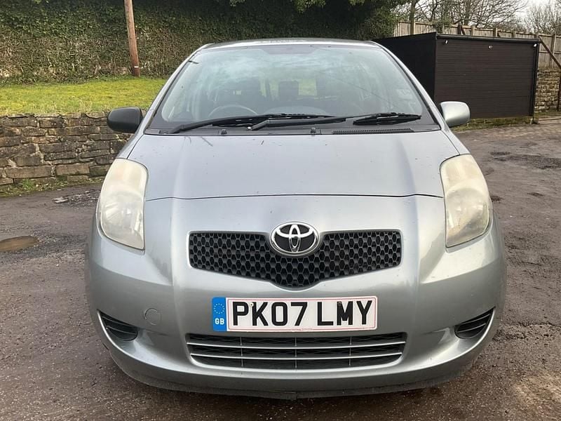 Used Toyota Yaris 2007 Silver Hatchback