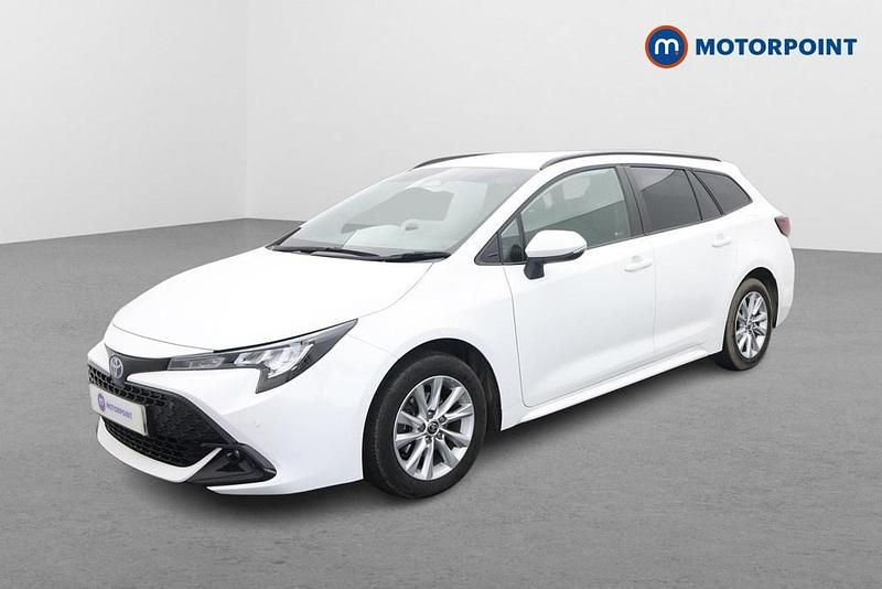 Used Toyota Corolla 2024 White Estate
