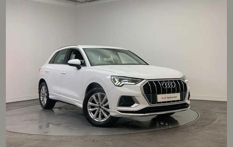 Used Audi Q3 Sport 147 HP (108 kW) 2022 White SUV