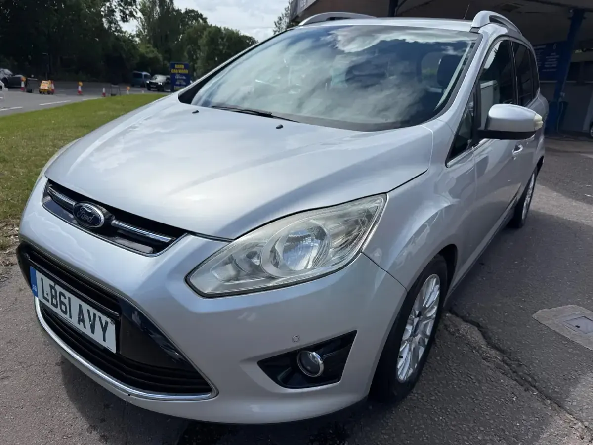 Used Ford Grand C-Max Titanium 2011 Silver MPV