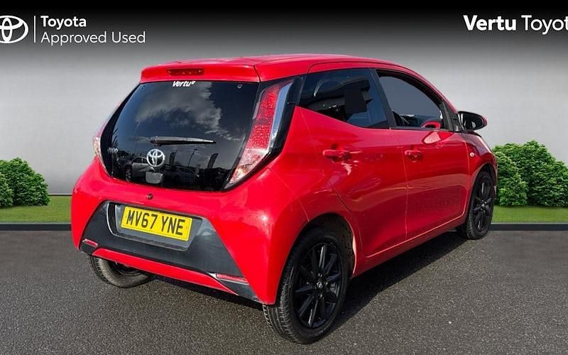 Used Toyota Aygo x-style 69 HP (50 kW) 2018 Hatchback