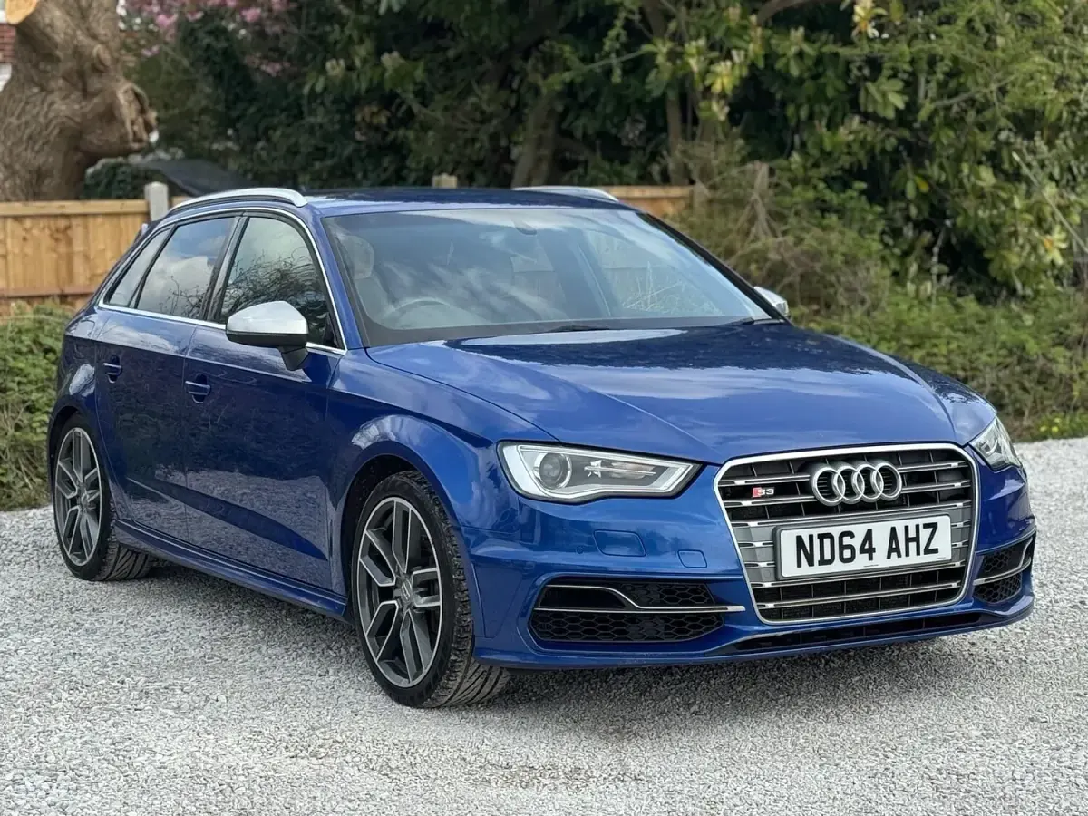 Used Audi A3 Performance 223 HP (164 kW) 2014 Blue Hatchback