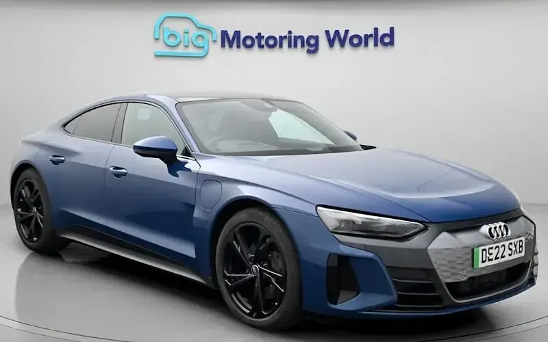 Usado Audi e-tron GT quattro 389 kW (530 HP) 2024 Sedan