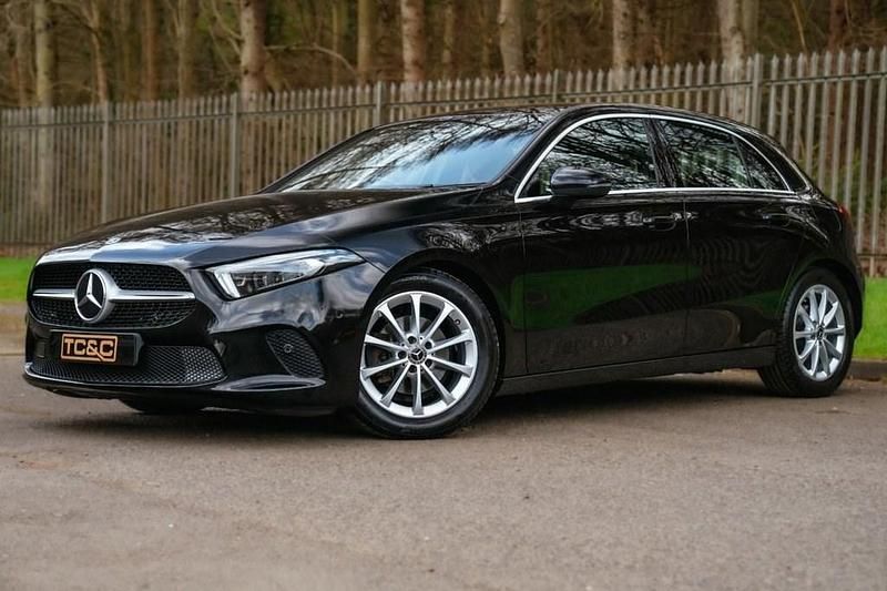 Used Mercedes A180 Executive 136 HP (100 kW) 2020 Black Hatchback