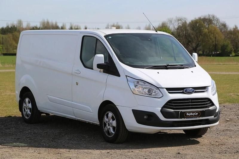 Usado Ford Transit Custom Limited 130 HP (95 kW) 2016 Branco Van