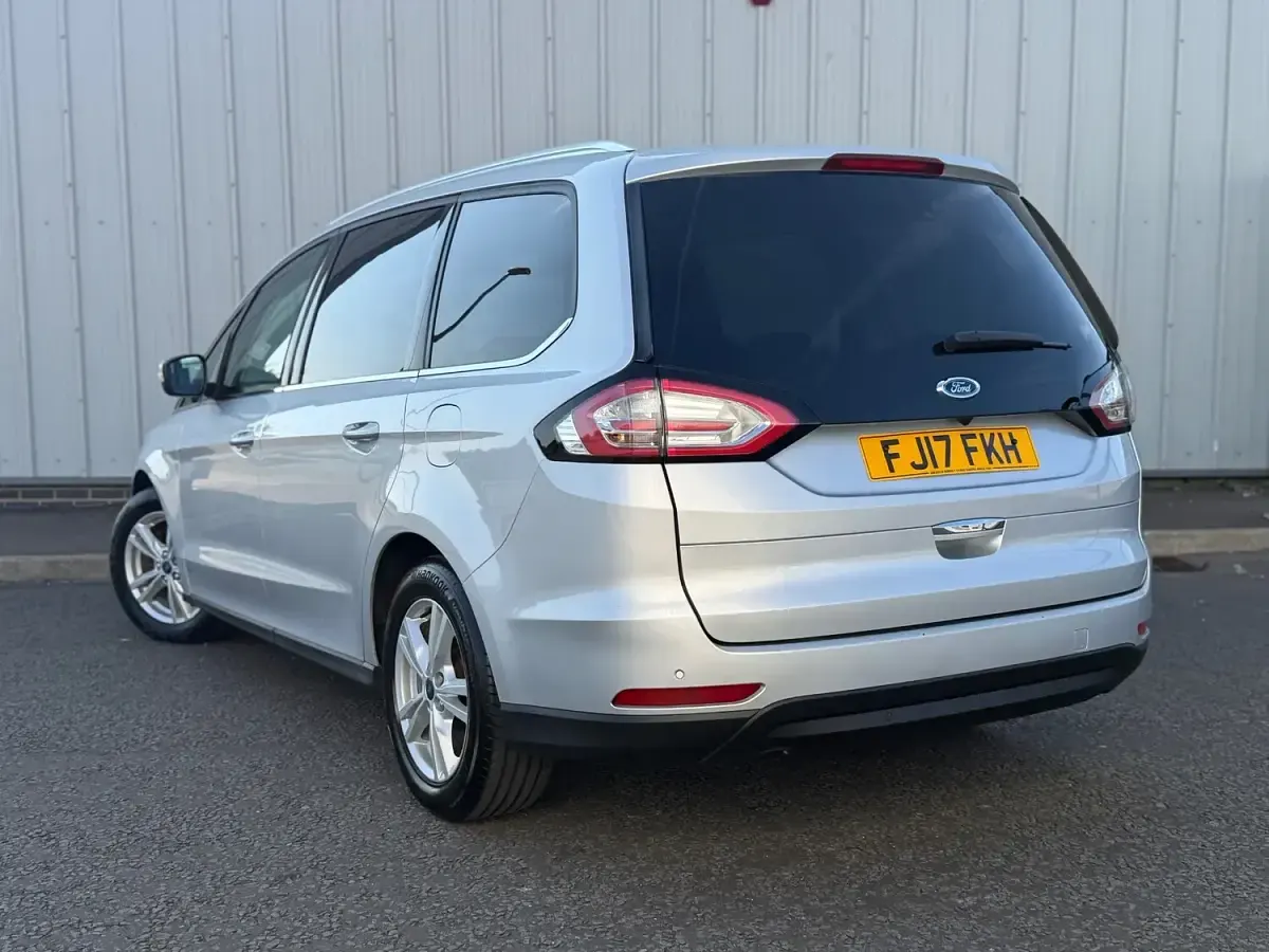 Used Ford Galaxy Titanium 180 HP (132 kW) 2017 Silver MPV