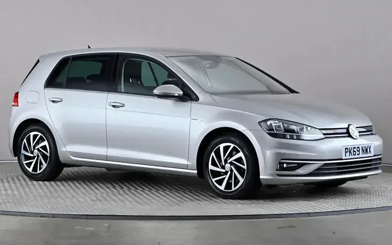 Used VW Golf VII Match 131 HP (96 kW) 2019 Hatchback